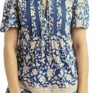Floral Blue and White Women's Top